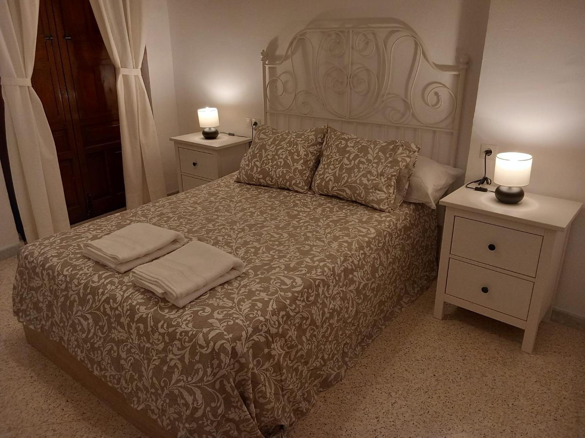 Apartamentos Lucero De Europa Carmona  Esterno foto